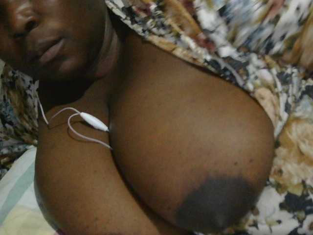 pervertmom Live Cam pe BongaCams