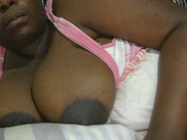 pervertmom, en directo ahora en BongaCams