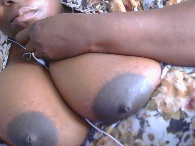 pervertmom live webcam show
