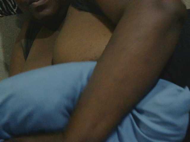 pervertmom live cam on BongaCams