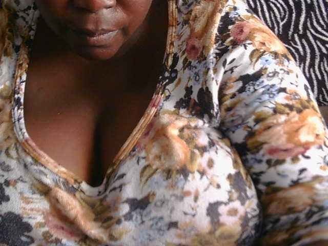 pervertmom live webcam show