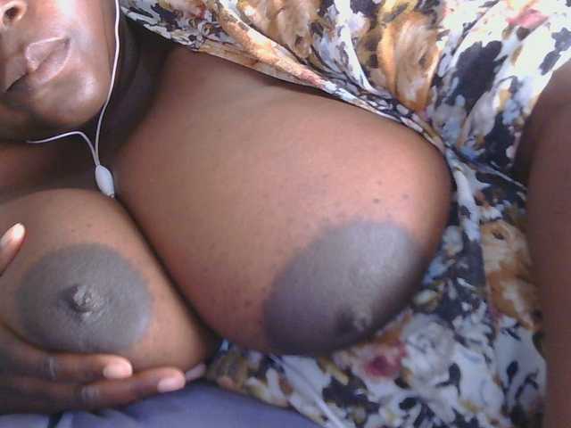 pervertmom live webcam show
