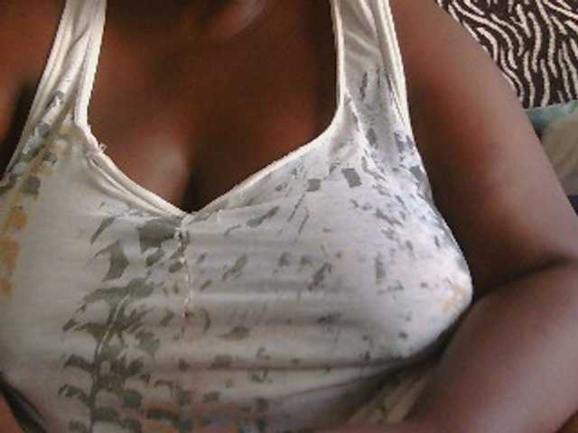 pervertmom, en directo ahora en BongaCams