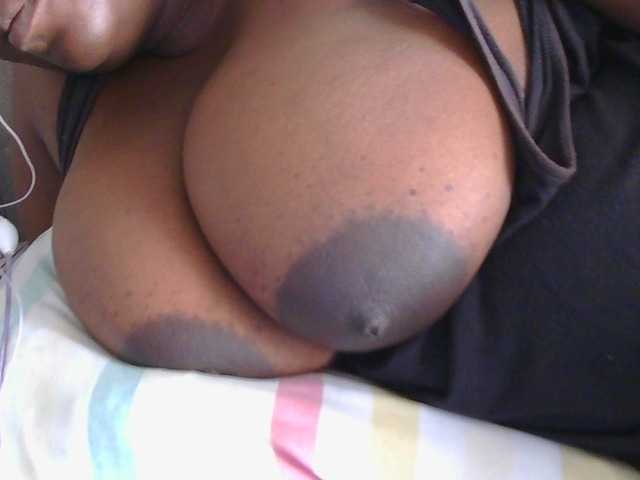 pervertmom live webcam show