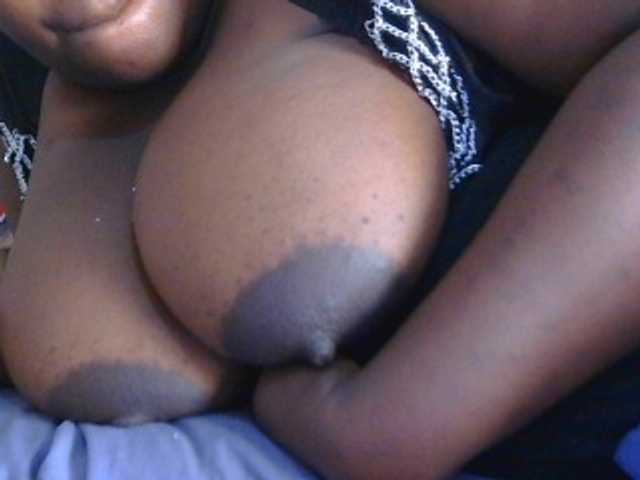 pervertmom live webcam show