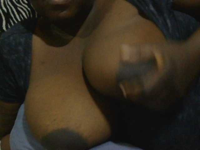 pervertmom live cam preview