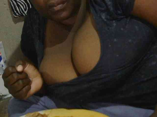 pervertmom webcam