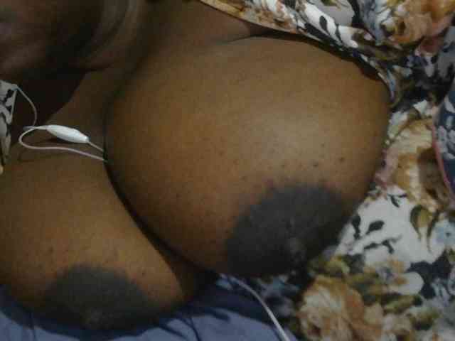 pervertmom webcam
