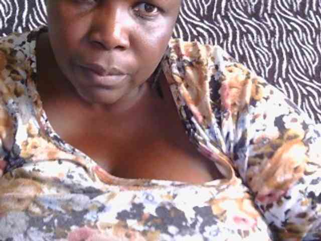 pervertmom webcam
