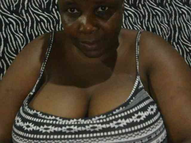 pervertmom webcam