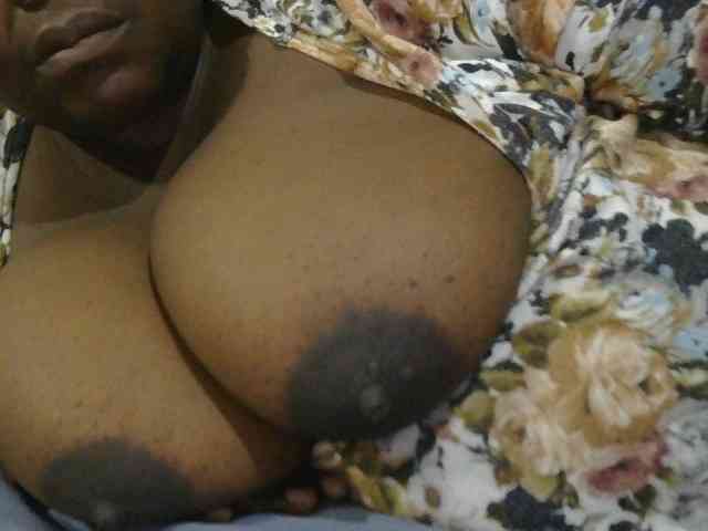 pervertmom webcam