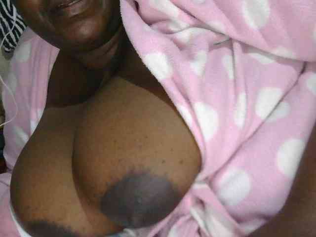 pervertmom webcam