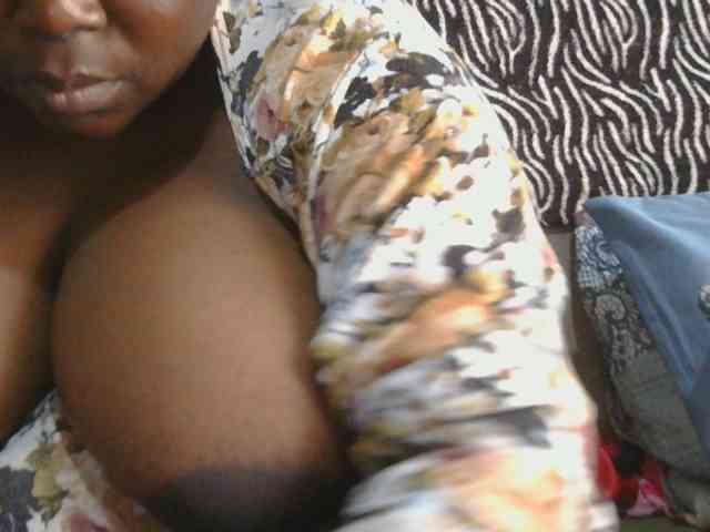 pervertmom webcam