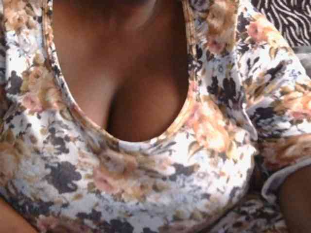 pervertmom webcam