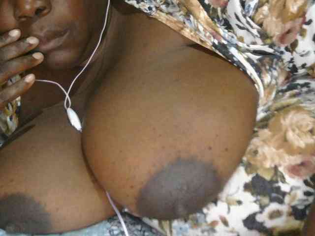pervertmom webcam