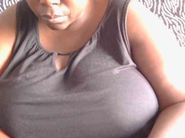 pervertmom webcam