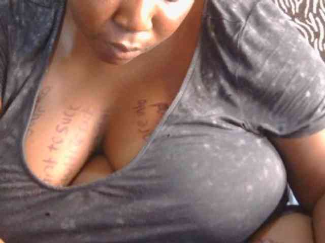 pervertmom webcam