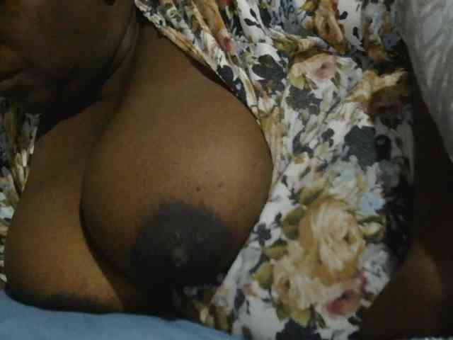 pervertmom webcam
