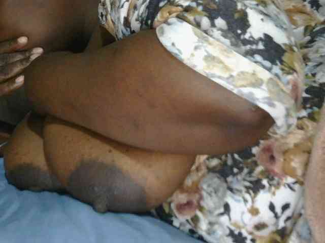 pervertmom webcam