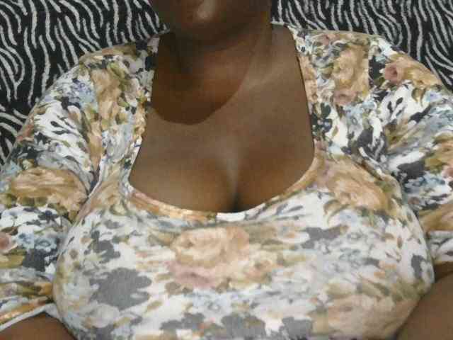 pervertmom webcam