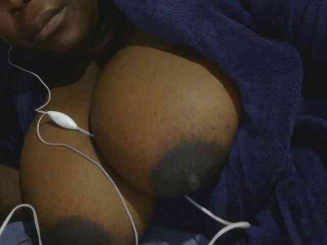 pervertmom webcam
