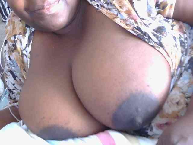 pervertmom webcam