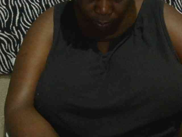 pervertmom webcam