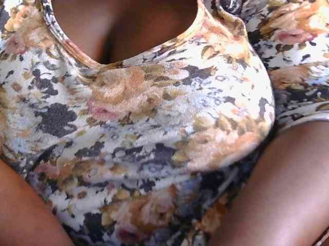 pervertmom webcam