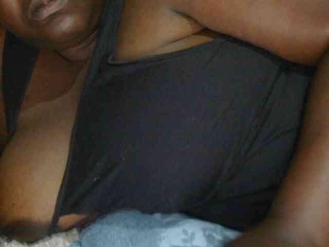 pervertmom webcam