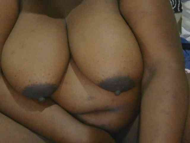 pervertmom webcam