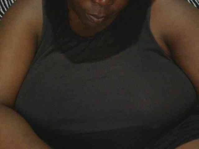pervertmom webcam
