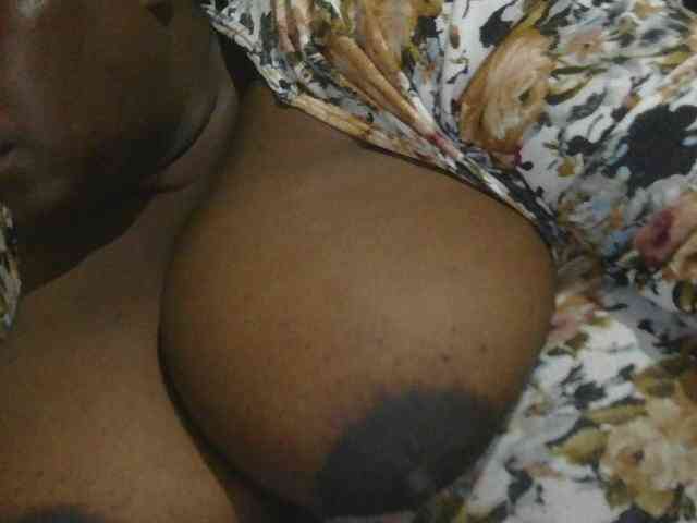 pervertmom webcam