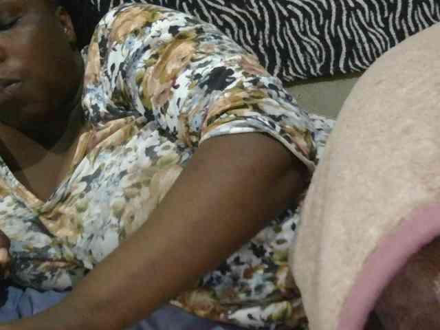 pervertmom webcam