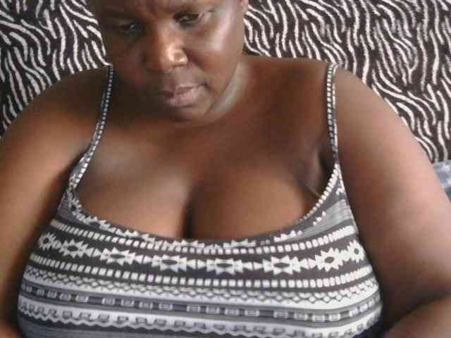 pervertmom webcam