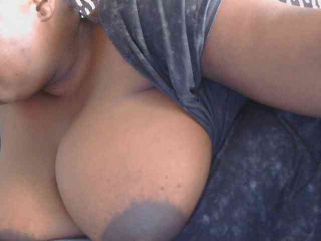 pervertmom webcam