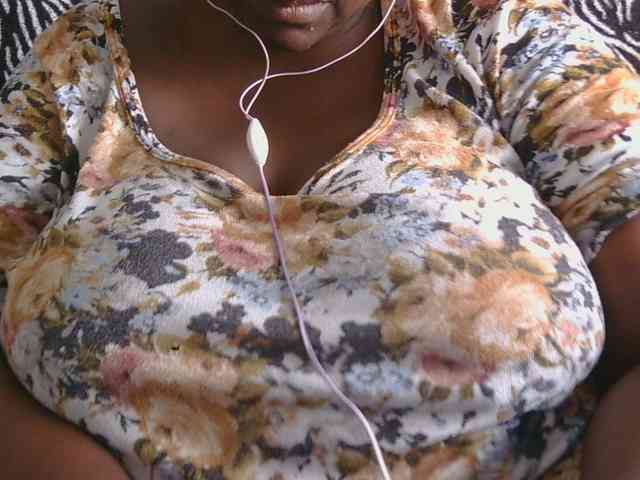 pervertmom webcam