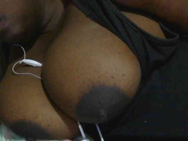 pervertmom webcam