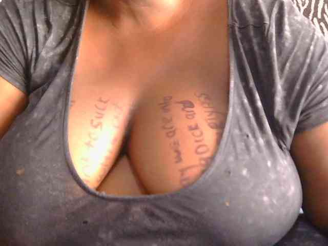 pervertmom webcam