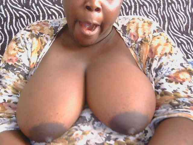 pervertmom webcam