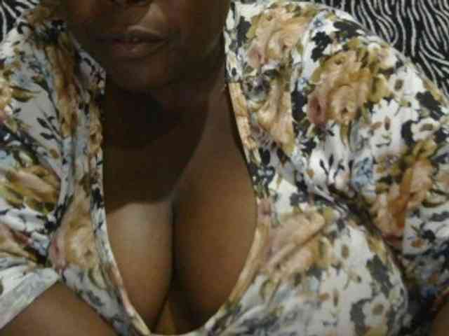 pervertmom webcam