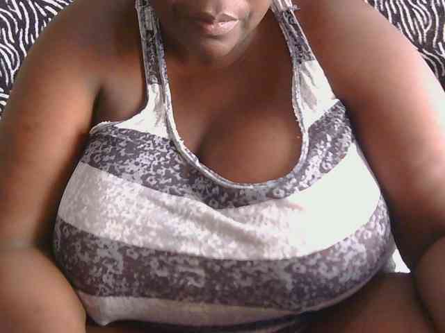 pervertmom webcam