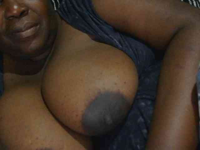pervertmom webcam
