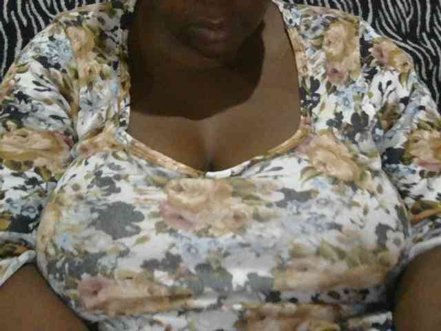 pervertmom webcam