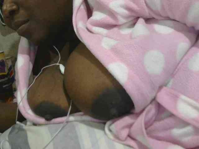 pervertmom webcam
