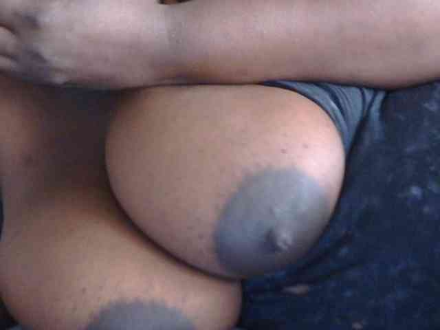 pervertmom webcam