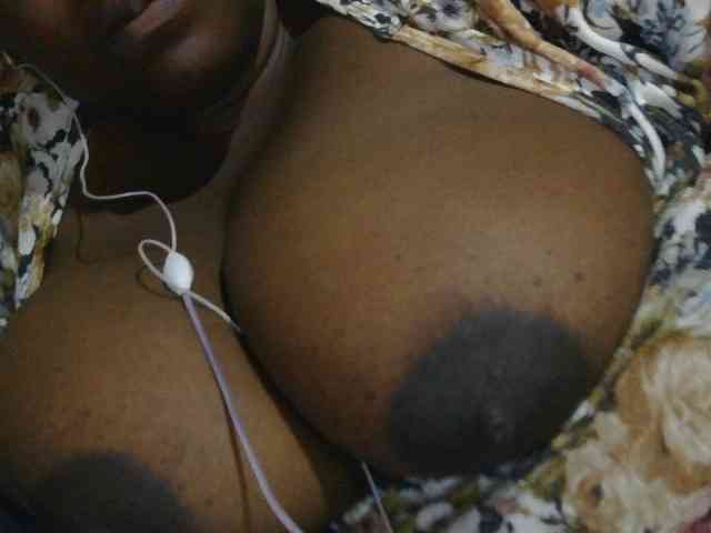 pervertmom webcam