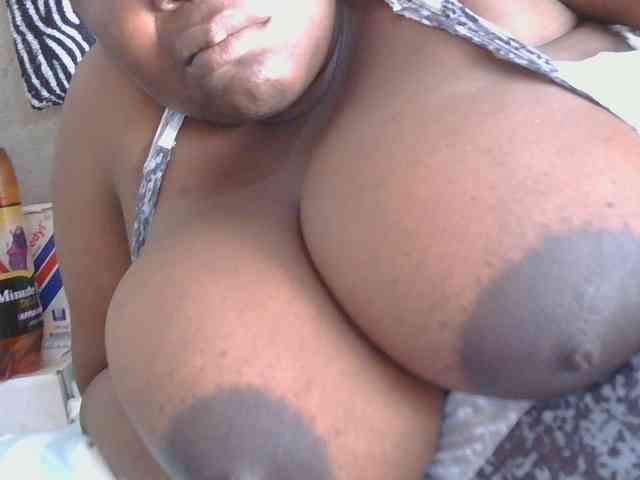 pervertmom Live Webcam on BongaCams