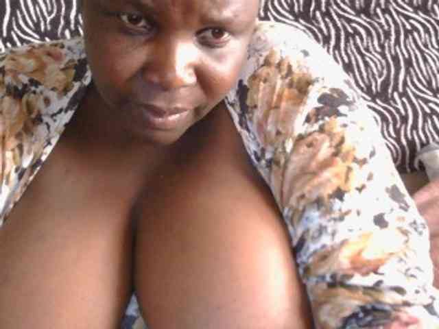 pervertmom webcam