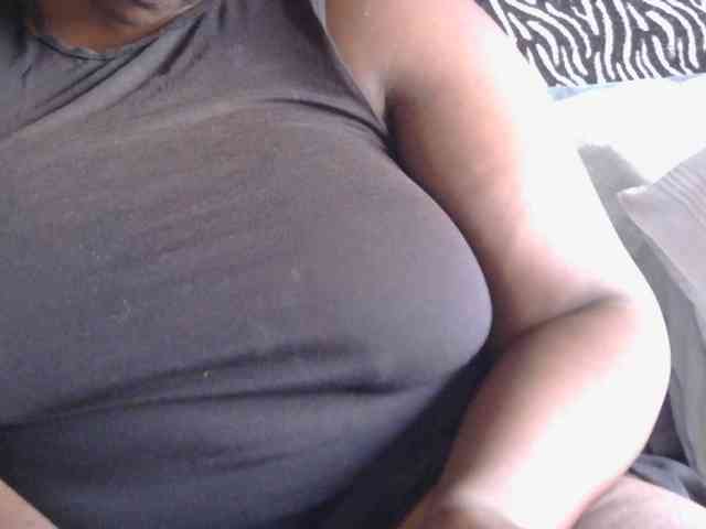 pervertmom webcam