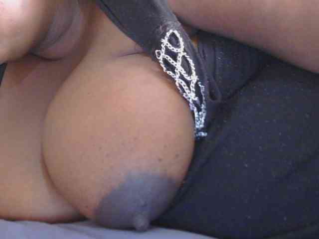 pervertmom Live Webcam on BongaCams